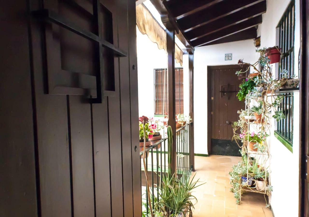 Corral De La O Triana Apartment By Valcambre Seville Exterior photo